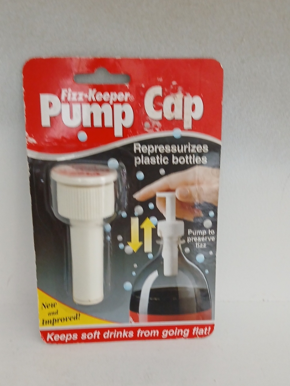 Pump Cap - White - Keeps Soft Drinks Fresh